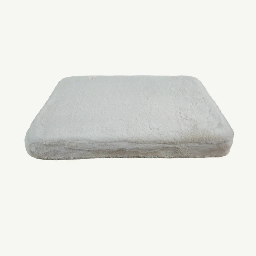 4 Cats & Dogs Pixie Pad Leak-Resistant dog Bed *SPECIAL ORDER*