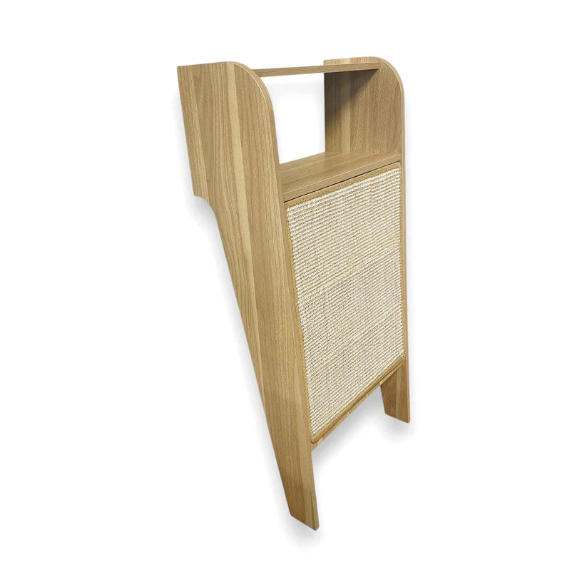 4 Cats & Dogs Wesley Wall Scratcher *SPECIAL ORDER*