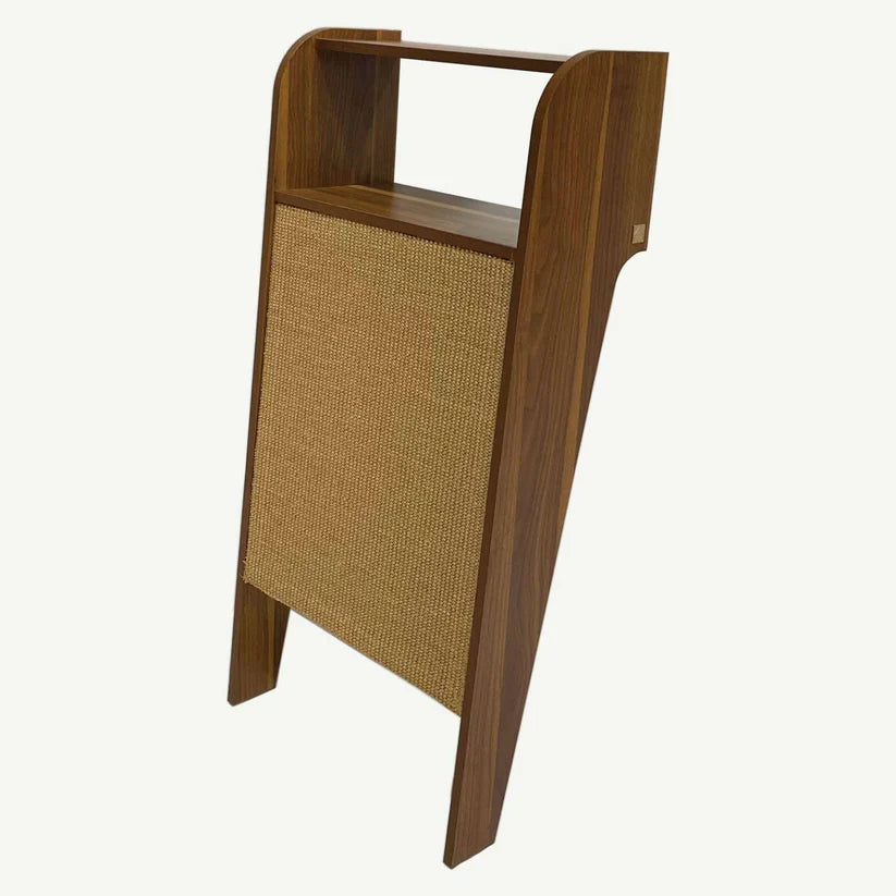 4 Cats & Dogs Wesley Wall Scratcher *SPECIAL ORDER*