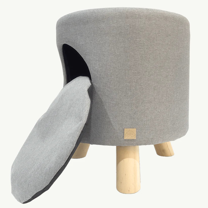 4 Cats & Dogs Wallie Stool *SPECIAL ORDER*