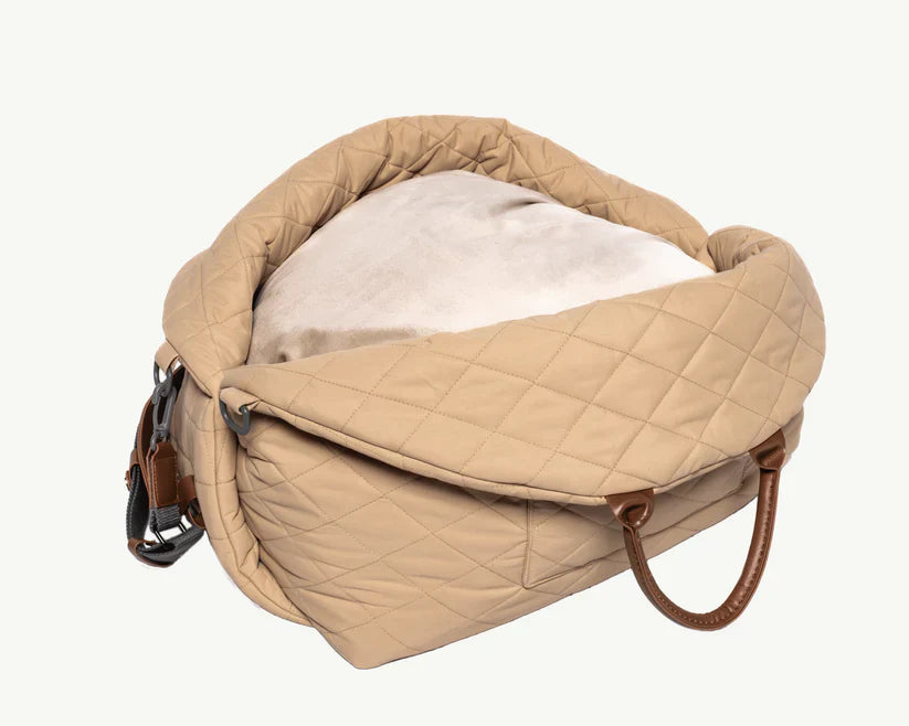 4 Cats & Dogs Mew Mew Travel Pet Bed *SPECIAL ORDER*
